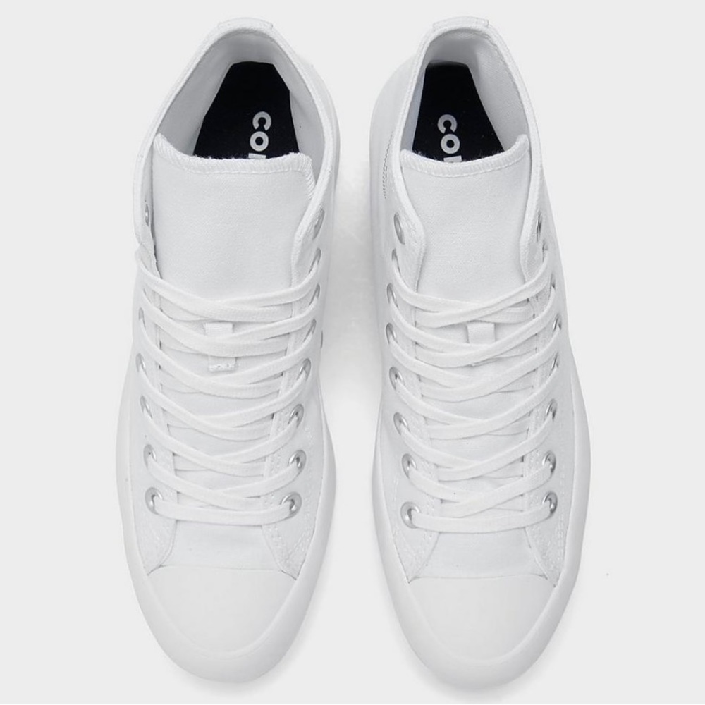 ❌SOLD❌ ❇️NWT❇️ WOMEN'S CONVERSE LUGGED HIGH TOPS - Picture 11 of 16